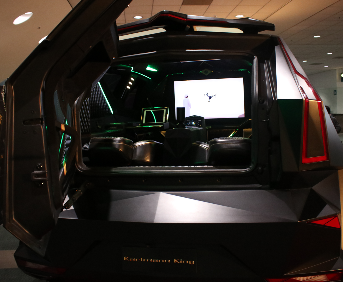 Karlmann King SUV Interior